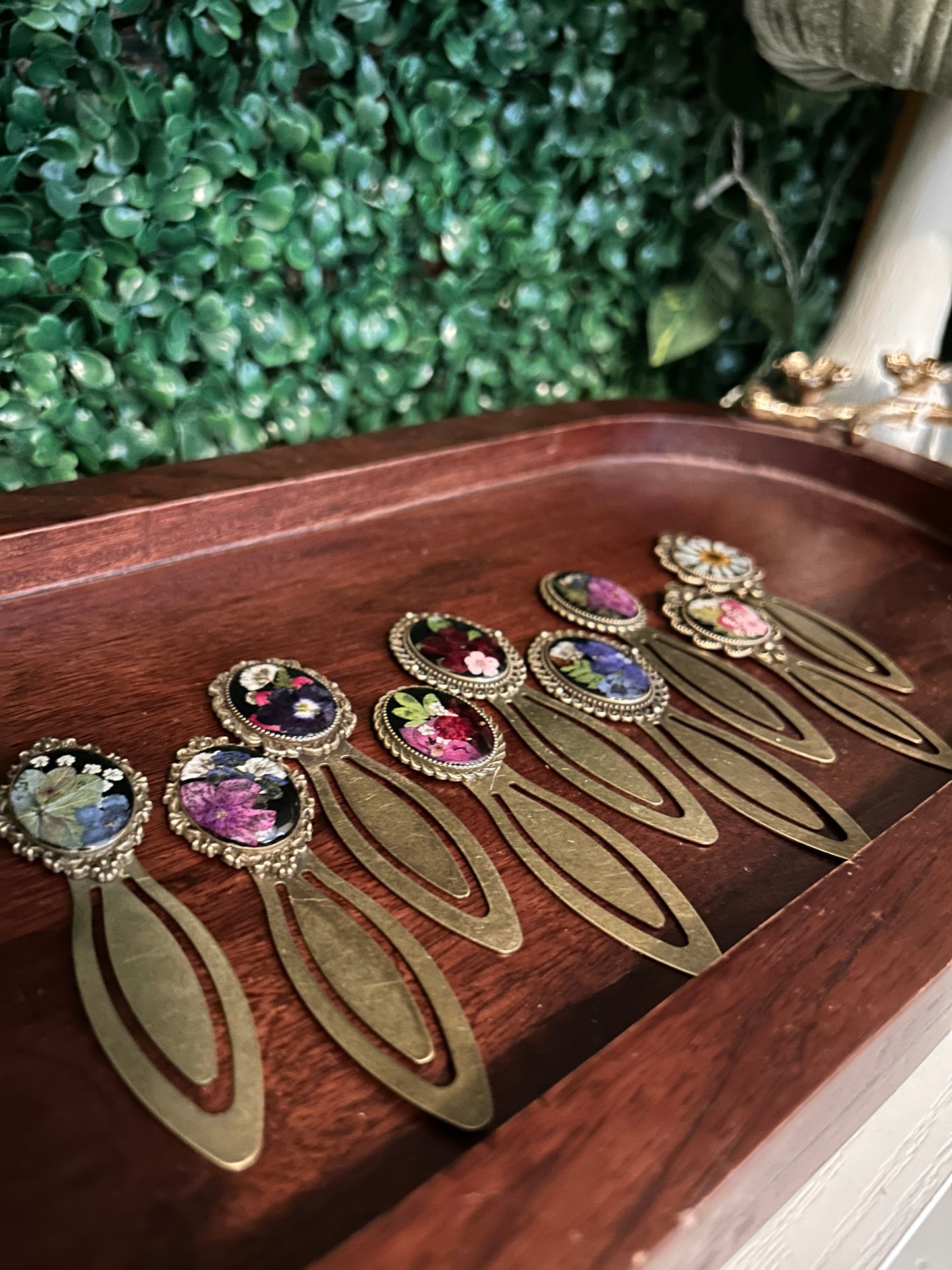 Original flower bookmark reveal