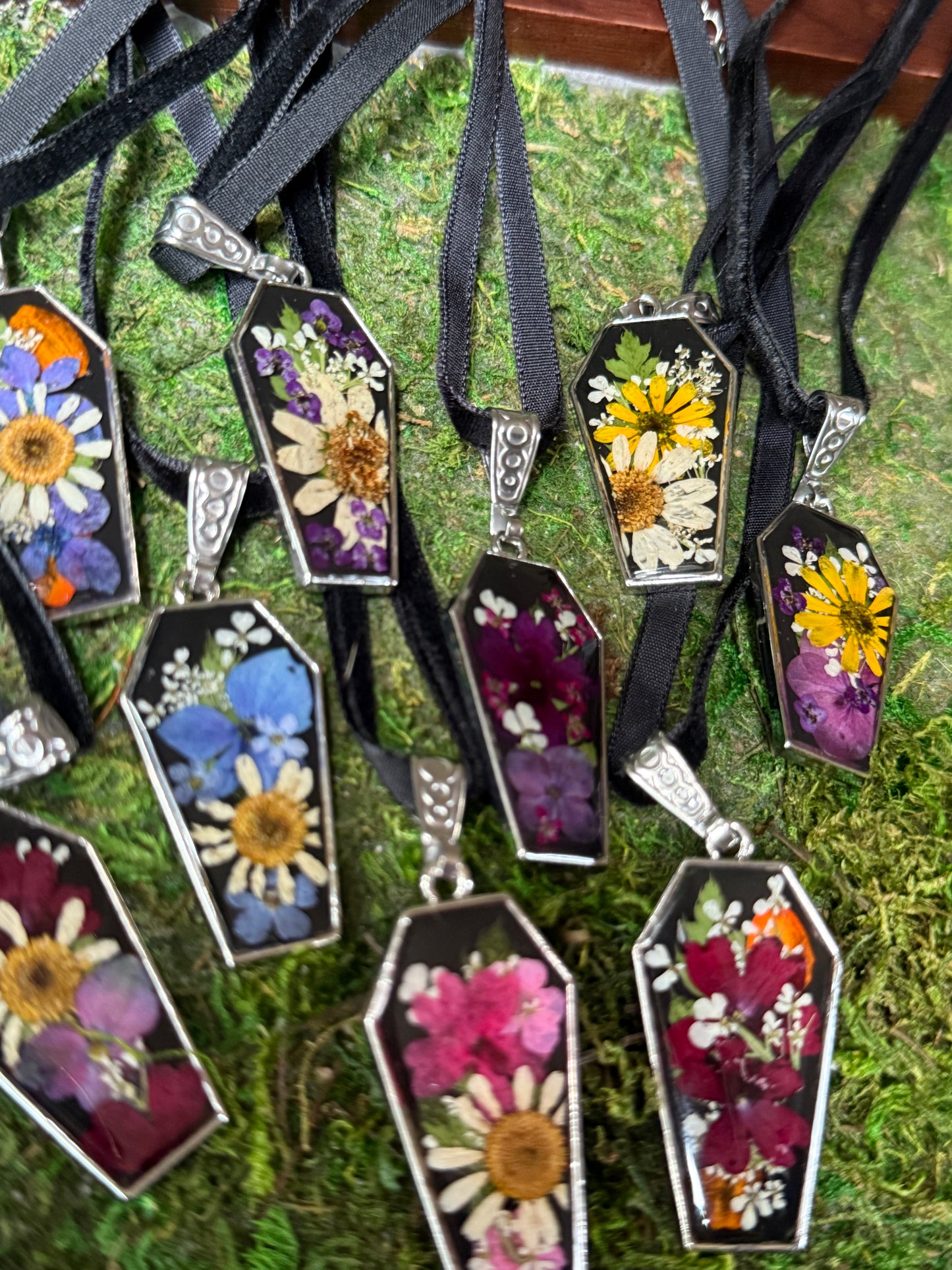 Coffin choker necklace reveal
