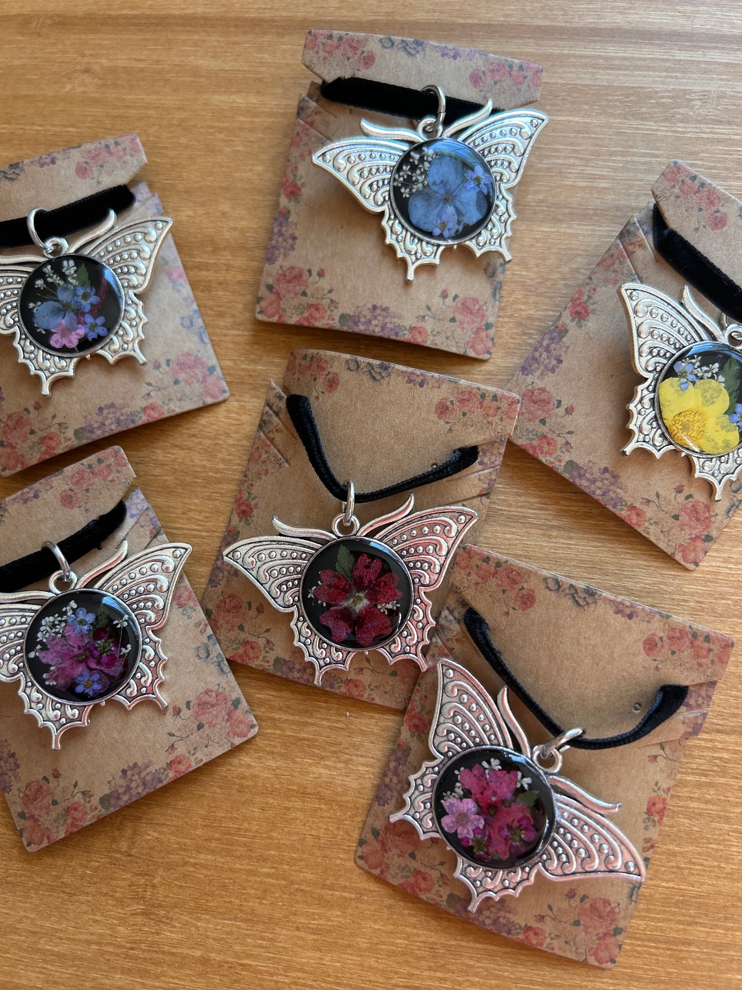 Flower butterfly choker reveal