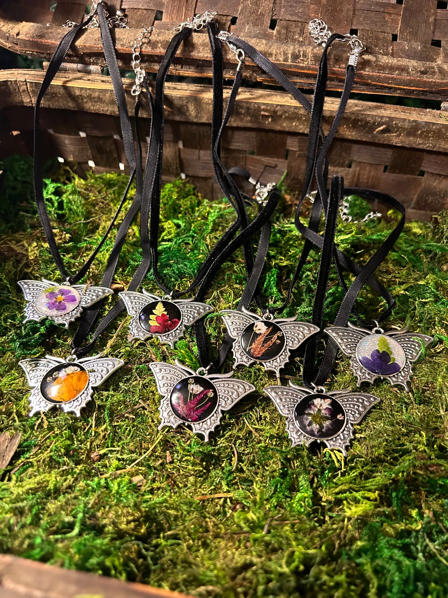 Flower butterfly choker reveal